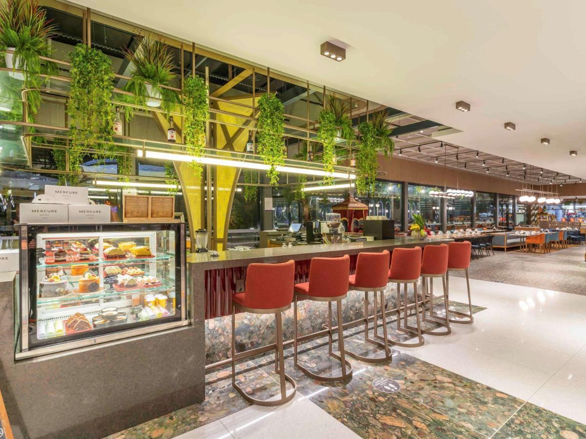 Mercure Trabzon Hotel Esterno foto The interior of the lounge