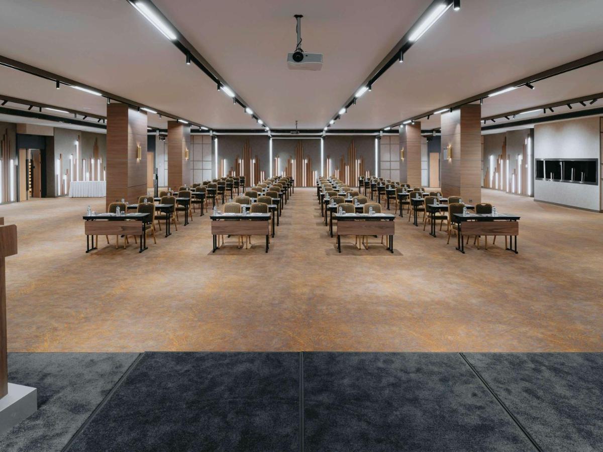 Mercure Trabzon Hotel Esterno foto The main conference room